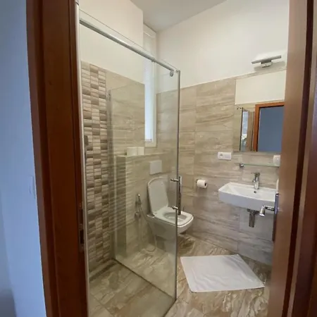 بيت ضيافة Fortuna تفردوشين